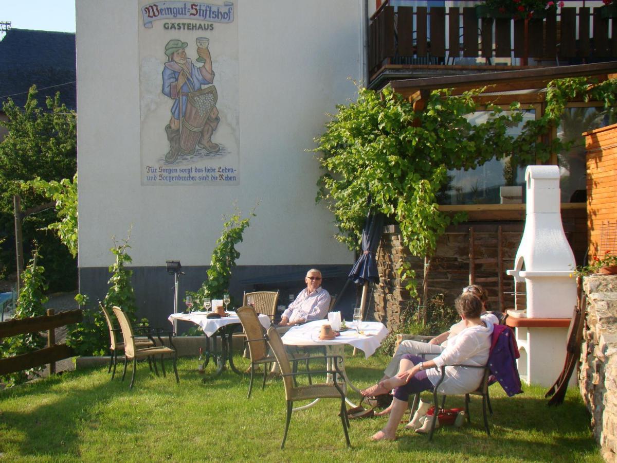 Отель Weingut Stiftshof Энкирх Экстерьер фото